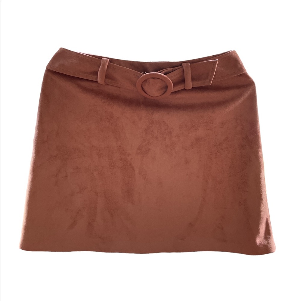 A cute pink skirt for summer
